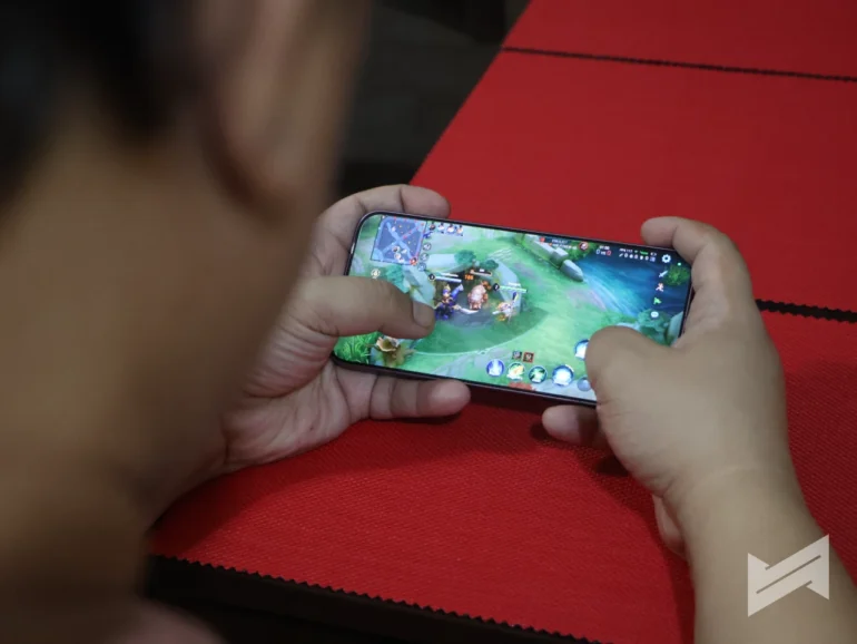 Lidando com o Caos Digital: Por que Minha FamÃlia Escolhe a Simplicidade na Conectividade Doméstica