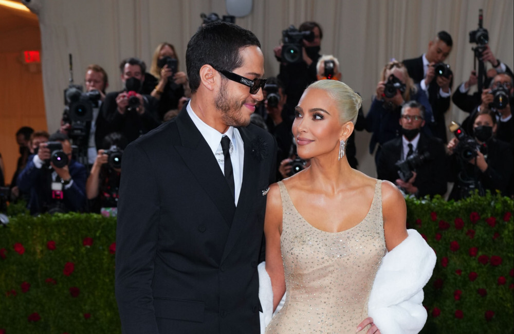 Ex de Kim Kardashian faz desabafo sobre relacionamento com a estrela: 'Foi demais para mim'