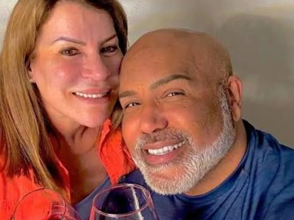 Viúva de Rick faz desabafo um mês após morte do cantor: "Vazio"