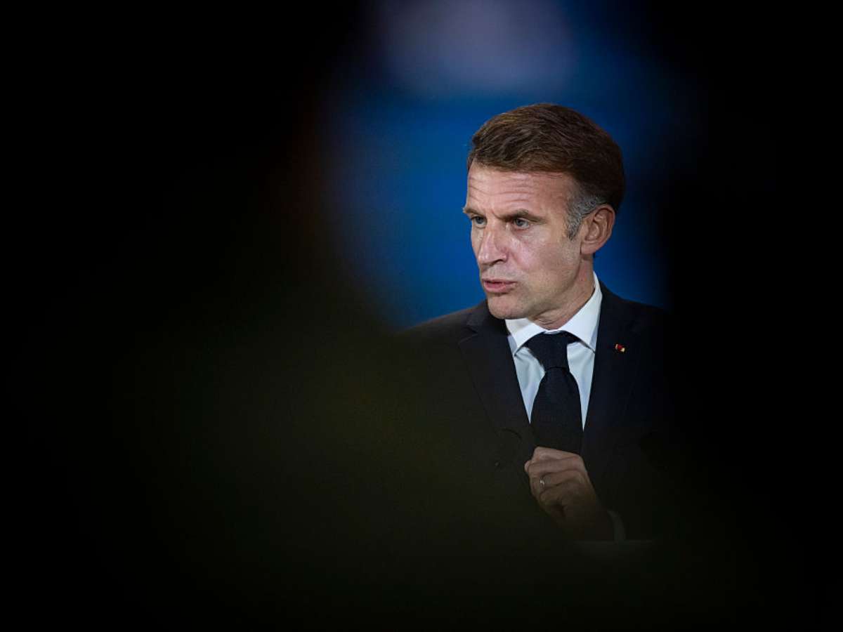 Macron chega à reta final do mandato em baixa e cercado de protestos