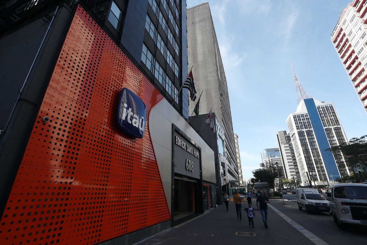 Itaú Unibanco anuncia compra da startup IA NeoSpace por R$ 2,9 bilhões