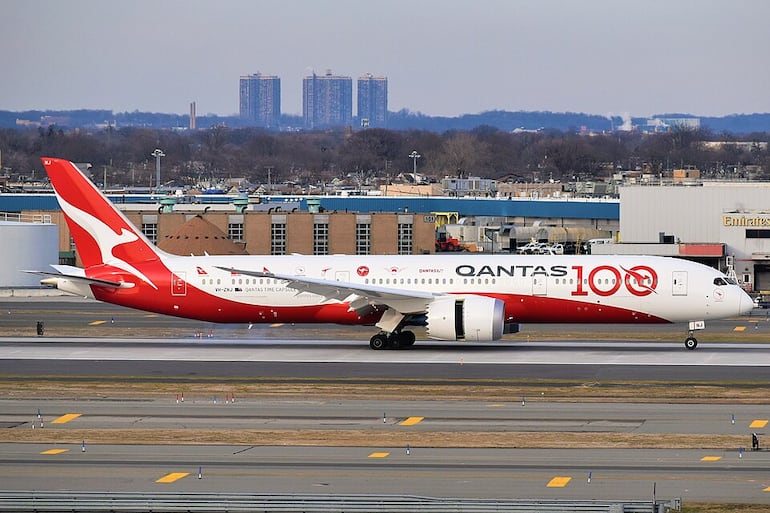 Voo é cancelado e passageiros ficam retidos por dois dias após serem picados por percevejos