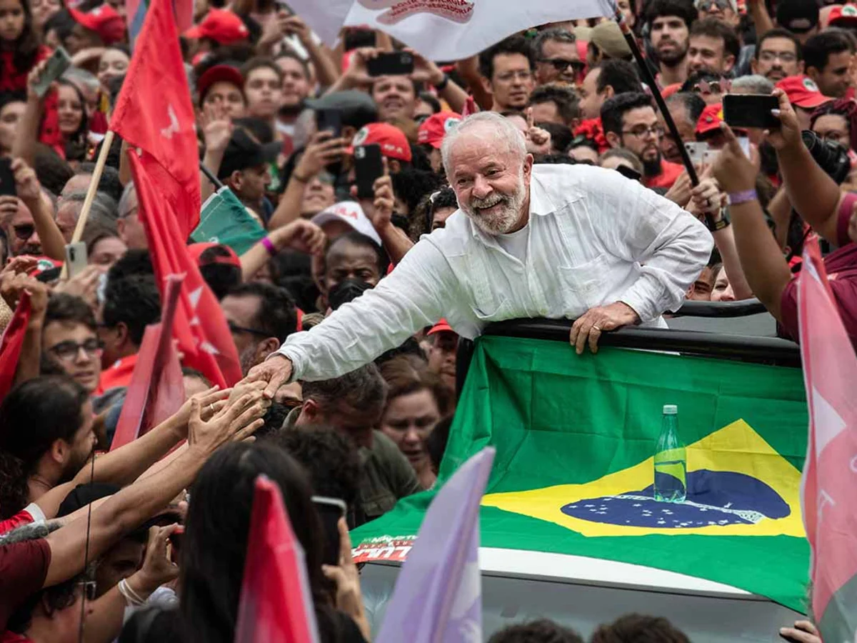 Após visita frustrada, Lula marca ato em Juiz de Fora antes do 2º turno
