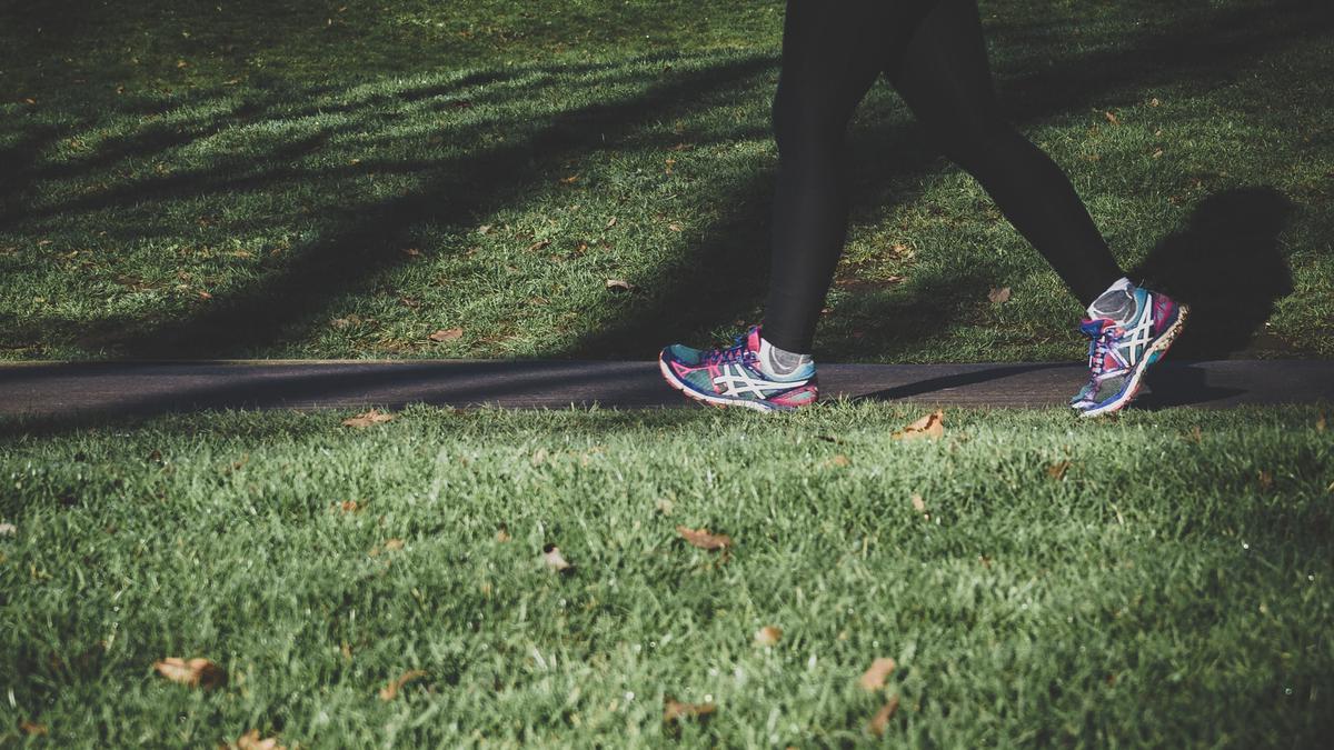 Combine Caminhada Rápida e Lenta: Uma Maneira Simples de Melhorar a Condicionamento Físico