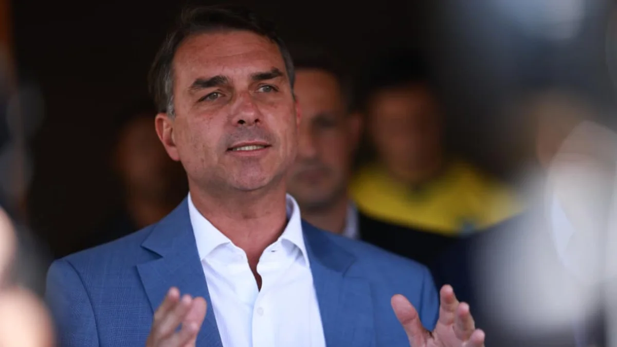 Flávio costura reação após acirramento na disputa e derrotas no Congresso