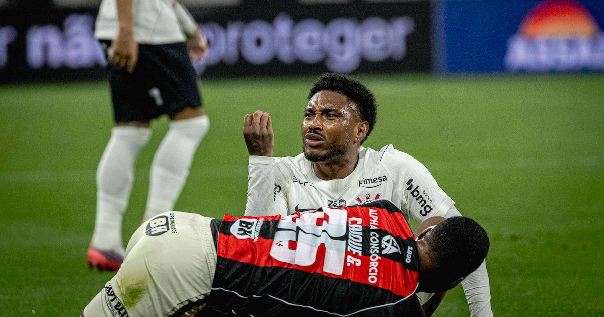 Corinthians vê risco de rebaixamento subir para 43% após empate com o Vitória; veja probabilidades