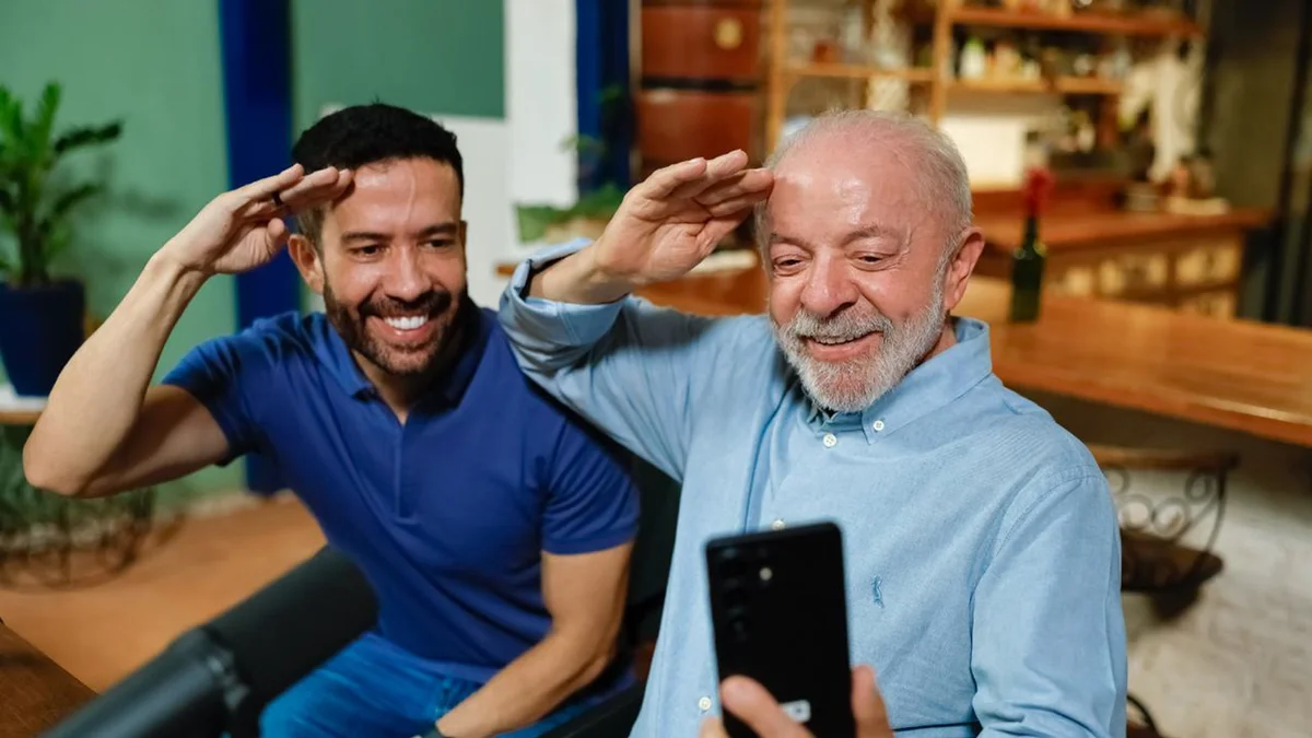 Janones vira "general" de Lula e ganha holofotes na imprensa internacional