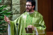 Imagem da matéria: Padre Fábio de Melo desabafa sobre depressão: "Nunca acordei feliz"