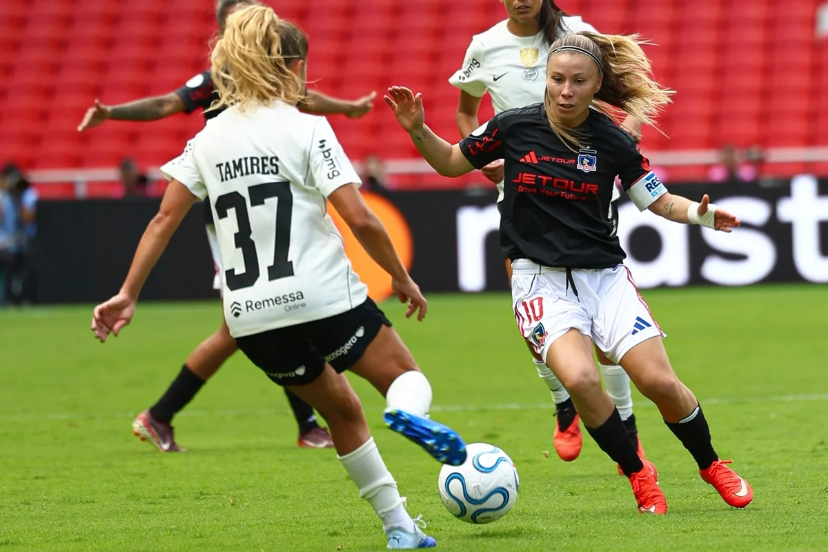 Corinthians bate Colo-Colo e estreia com vitória na Libertadores Feminina