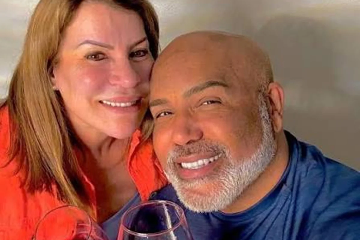 Viúva de Rick faz desabafo um mês após morte do cantor: "Vazio"