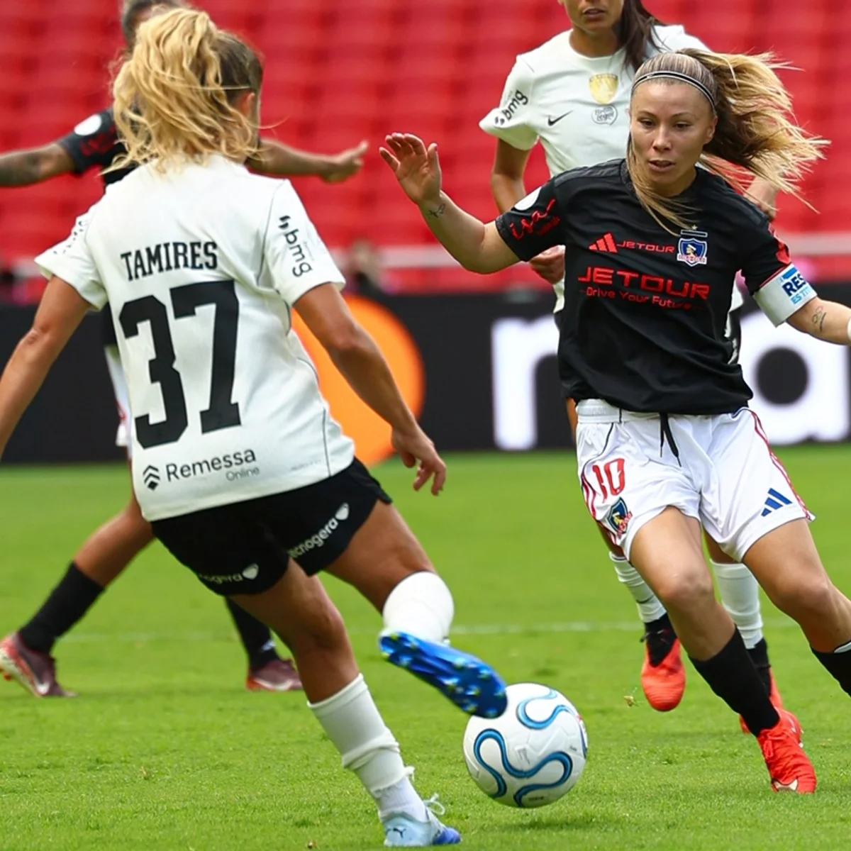 Corinthians bate Colo-Colo e estreia com vitória na Libertadores Feminina