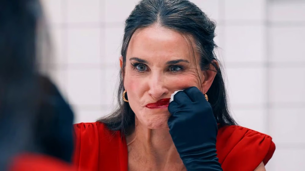 A Substância é um dos filmes de body horror mais aclamados dos últimos anos — Foto: Divulgação/MUBI