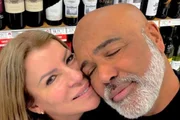 Viúva de Rick faz desabafo um mês após morte do cantor: "Vazio"