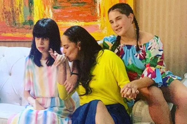 Silvia Abravanel critica convidados do Teleton: "Querem só mostrar a cara"