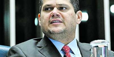 Alcolumbre vem fazendo repetidas reclamações de pressão que ele sofre do governo para fazer tramitar o PEC do fim da escala 6x1. Foto: Waldemir Barreto/Agência Senado / Estadão
